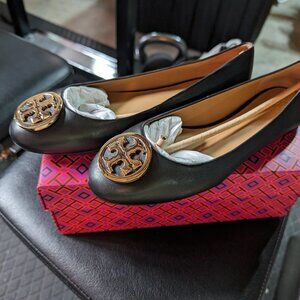 NEW Tory Burch Black flats in size 8